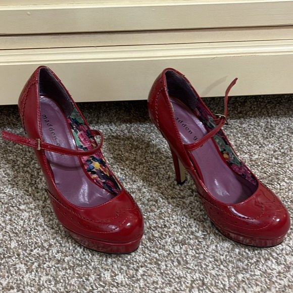 Madden Girl Mary Jane Pump - Picture 3 of 6
